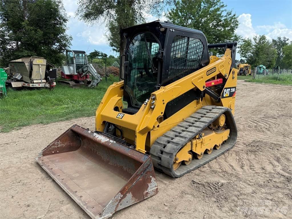 CAT 259D Kompaktlaadurid