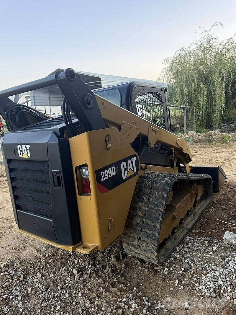 CAT 299D Kompaktlaadurid