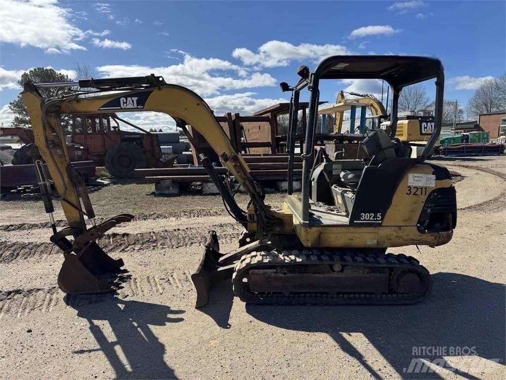 CAT 302.5 Miniekskavaatorid < 7 t