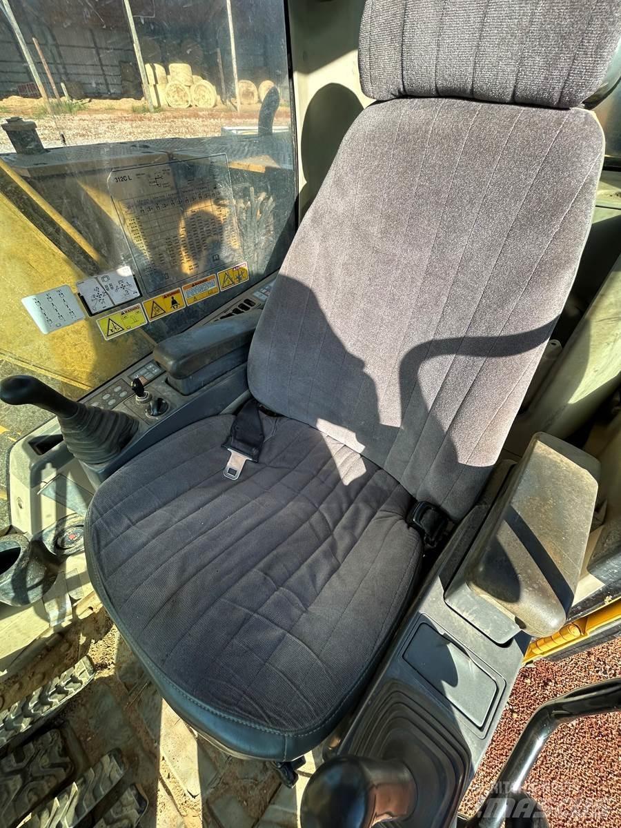 CAT 312CL Roomikekskavaatorid