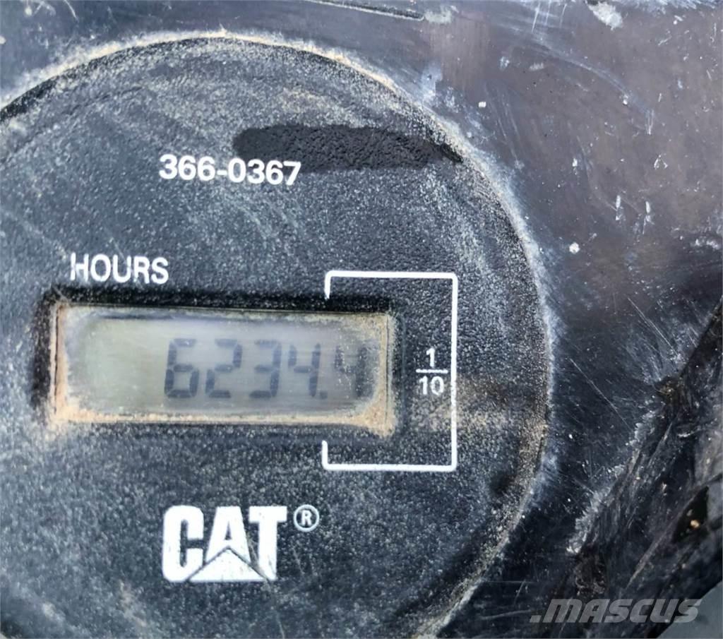 CAT 315FL Roomikekskavaatorid