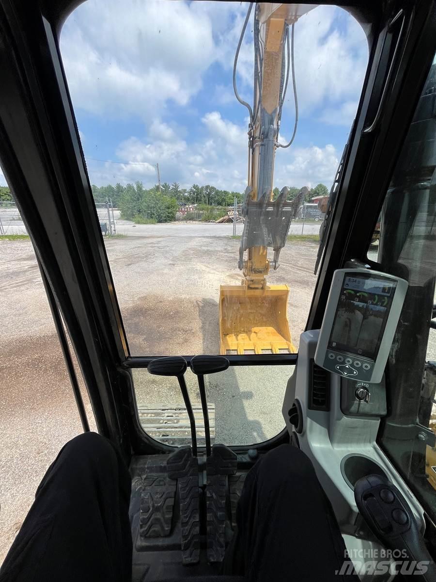 CAT 315FL Roomikekskavaatorid