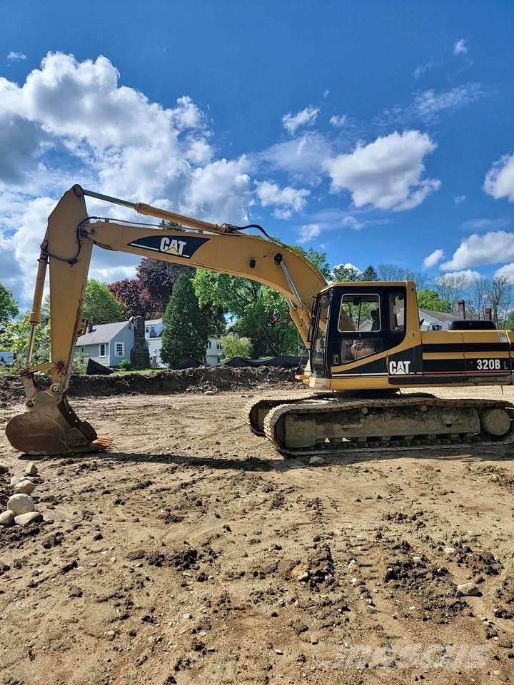 CAT 320BL Roomikekskavaatorid