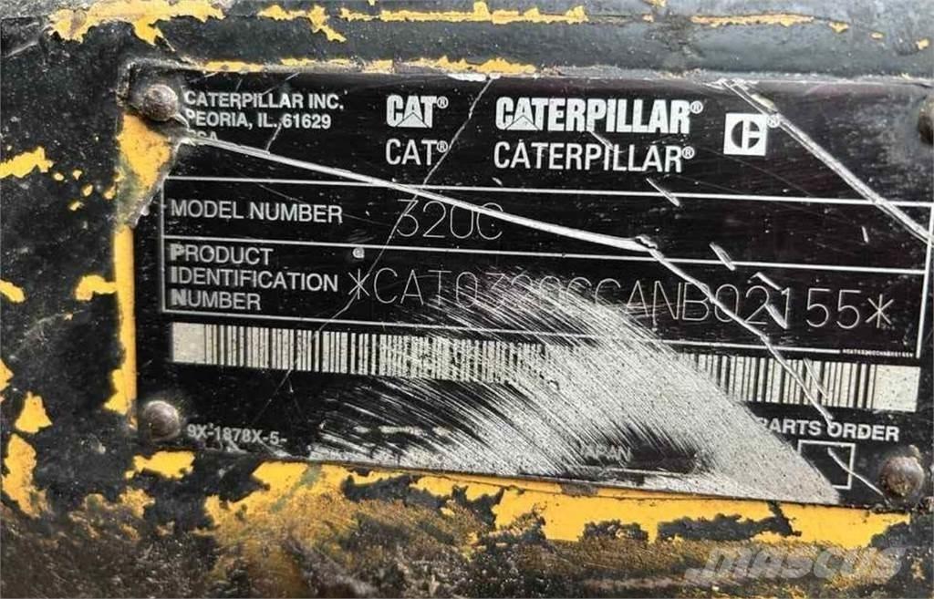 CAT 320C Roomikekskavaatorid