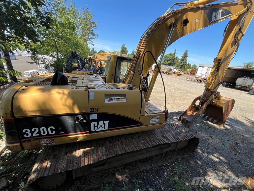 CAT 320CL Roomikekskavaatorid