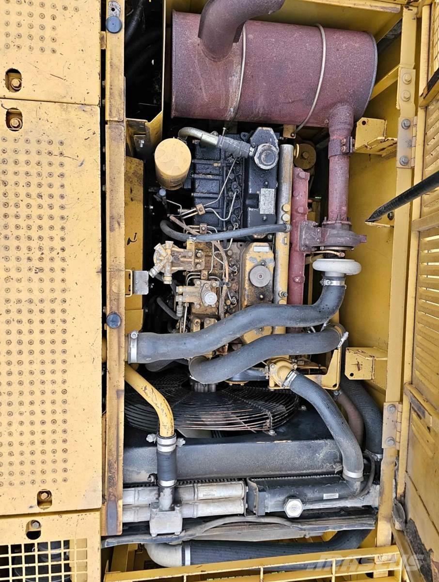 CAT 320CL Roomikekskavaatorid