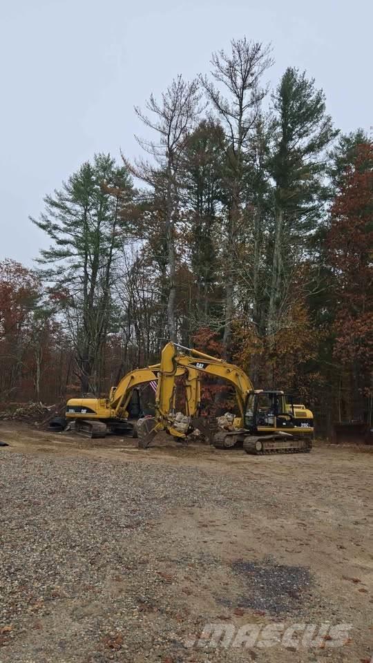 CAT 320CL Roomikekskavaatorid