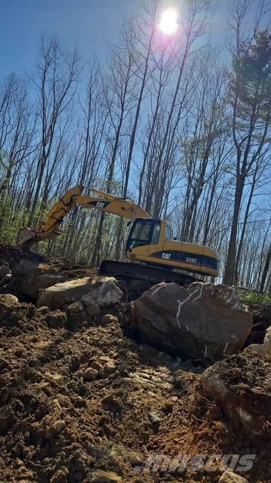 CAT 320CL Roomikekskavaatorid