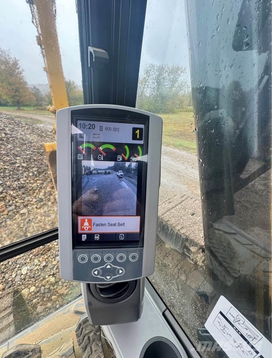 CAT 323FL Roomikekskavaatorid