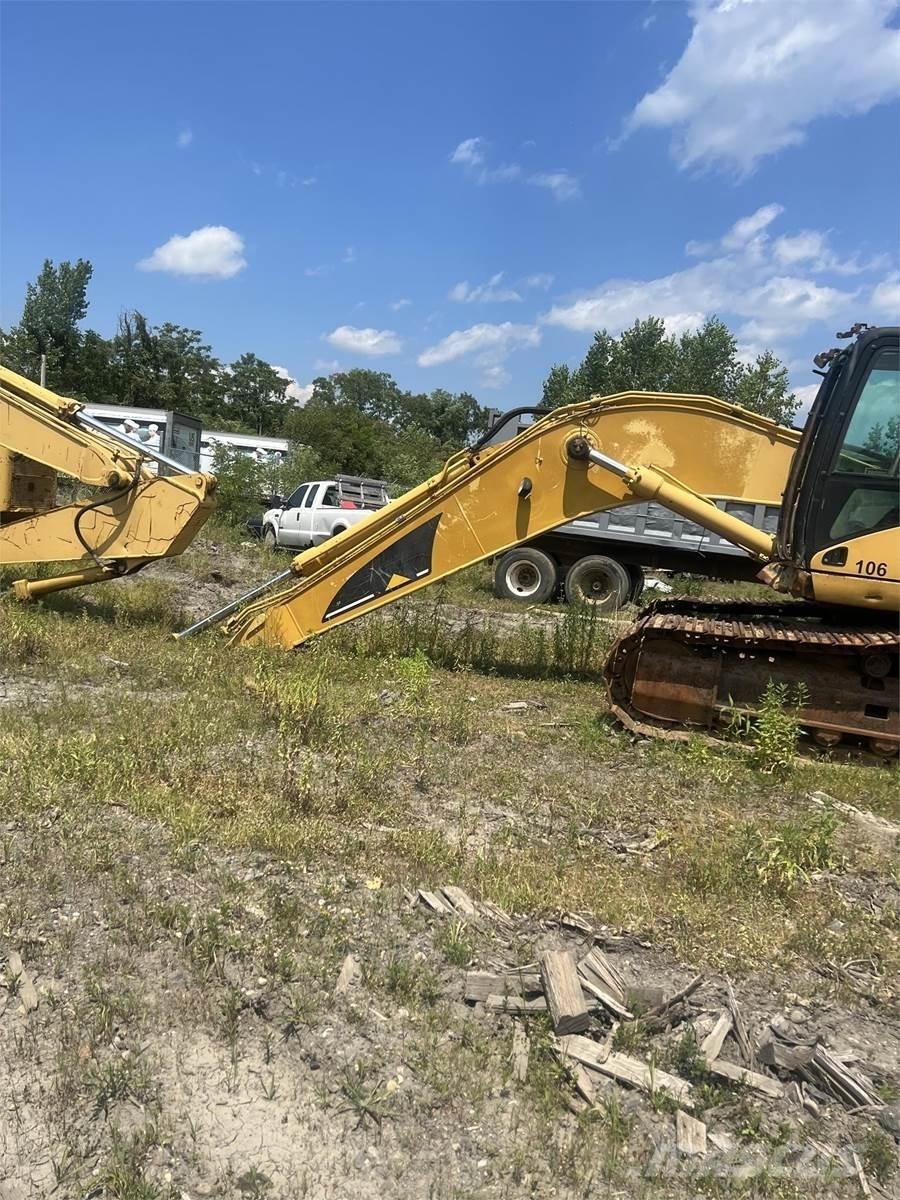 CAT 325CL Roomikekskavaatorid