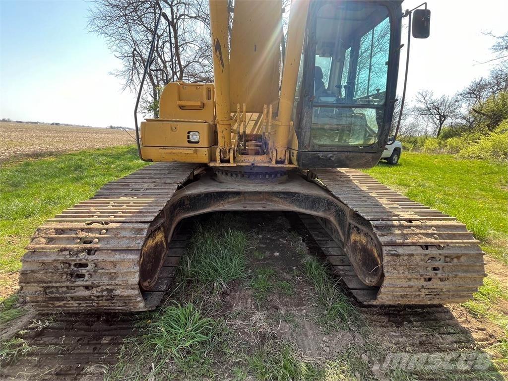 CAT 325CL Roomikekskavaatorid