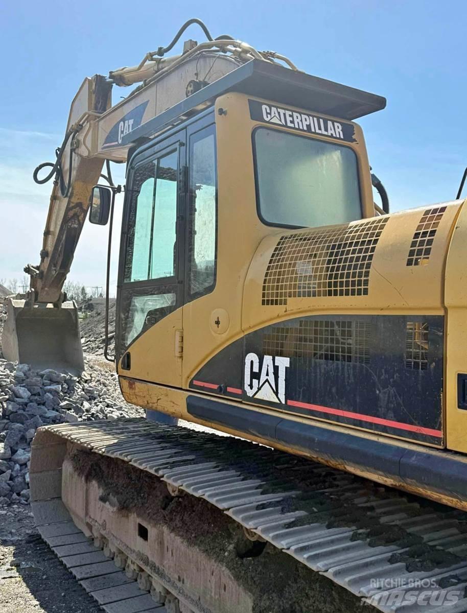 CAT 330C Roomikekskavaatorid