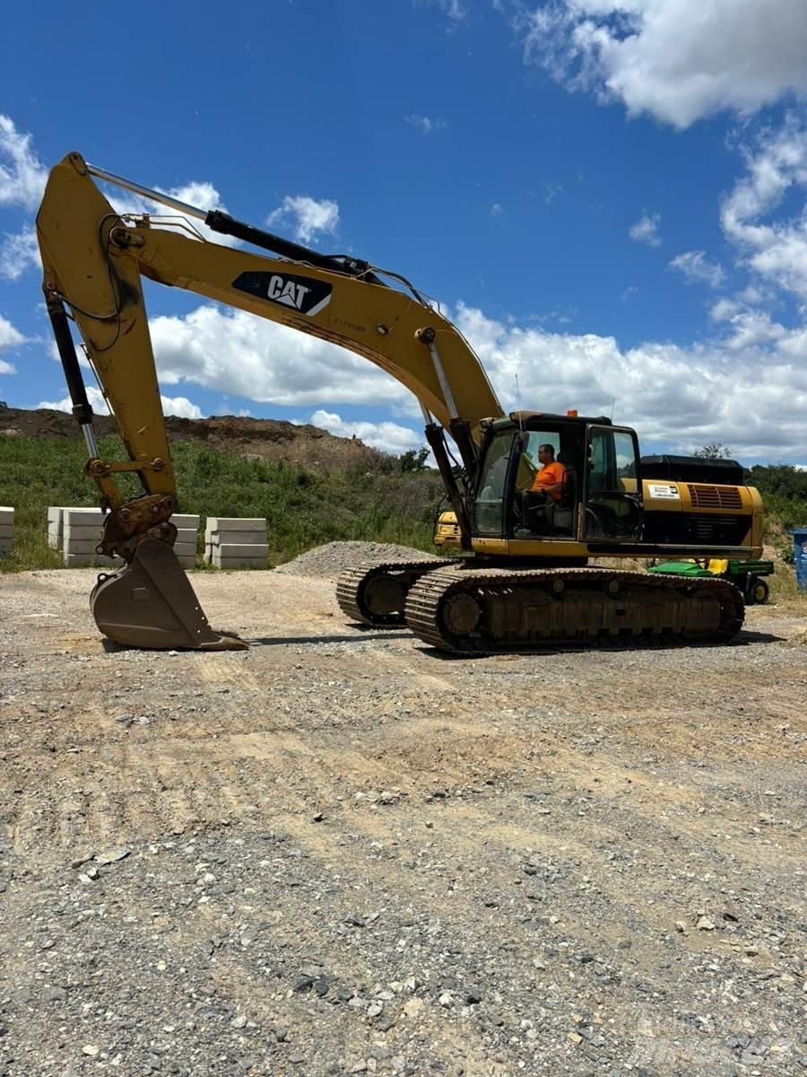 CAT 330DL Roomikekskavaatorid