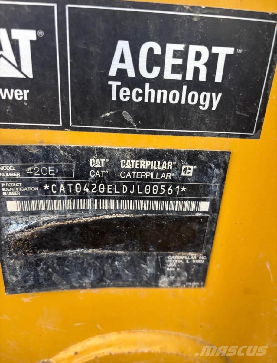 CAT 420E Ekskavaatorlaadurid
