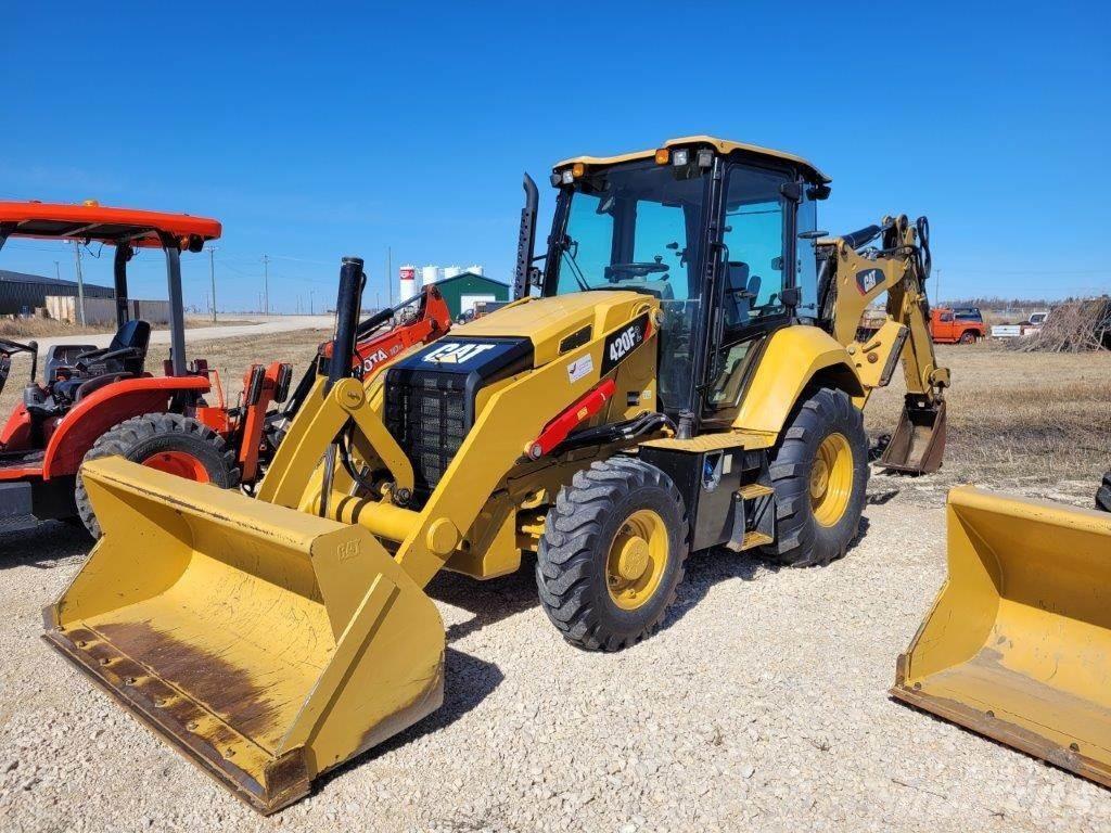 CAT 420F2 Ekskavaatorlaadurid