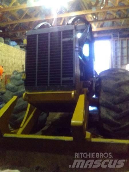 CAT 525C Väljaveotraktorid