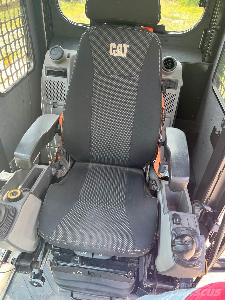 CAT 538 LL Nooltõstukid