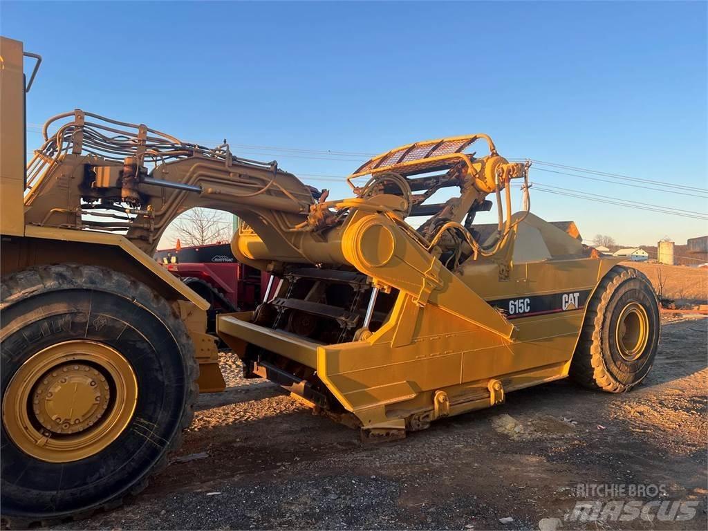 CAT 615C Kaabitsad