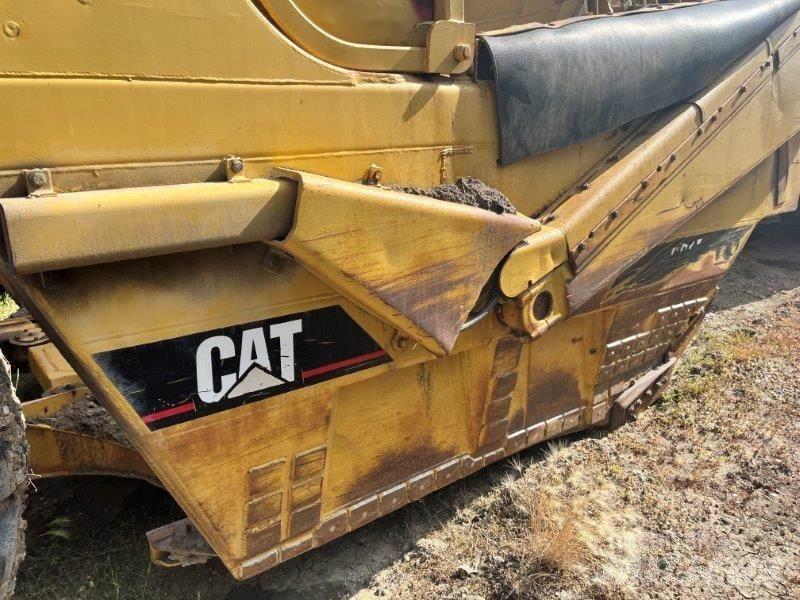 CAT 621E Kaabitsad
