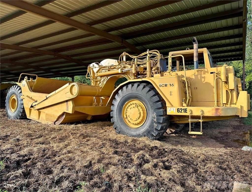 CAT 621E Kaabitsad
