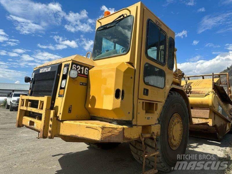 CAT 621G Kaabitsad