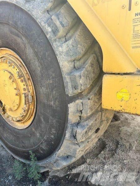CAT 621G Kaabitsad