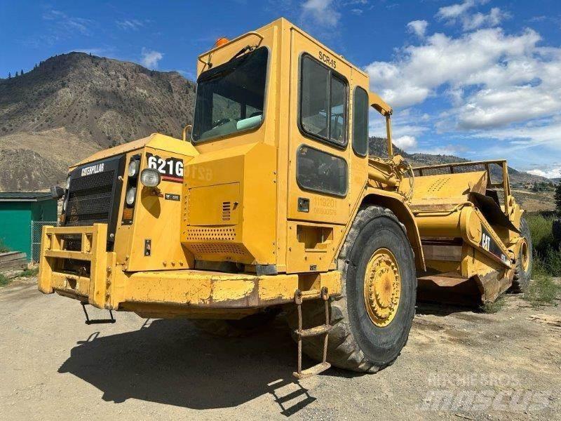 CAT 621G Kaabitsad