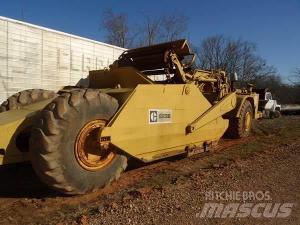 CAT 623B Kaabitsad