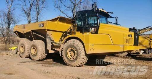 CAT 740GC Liigendraamiga pinnaseveokid