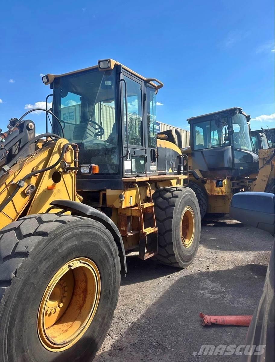 CAT 924G Rataslaadurid