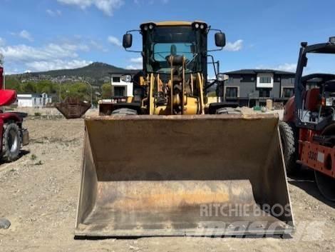 CAT 924K Rataslaadurid