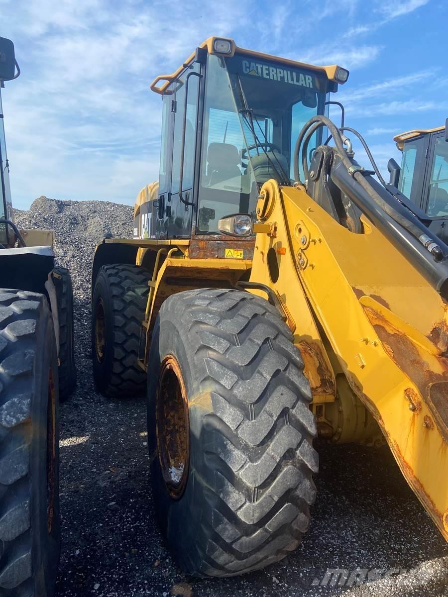CAT 930G Rataslaadurid