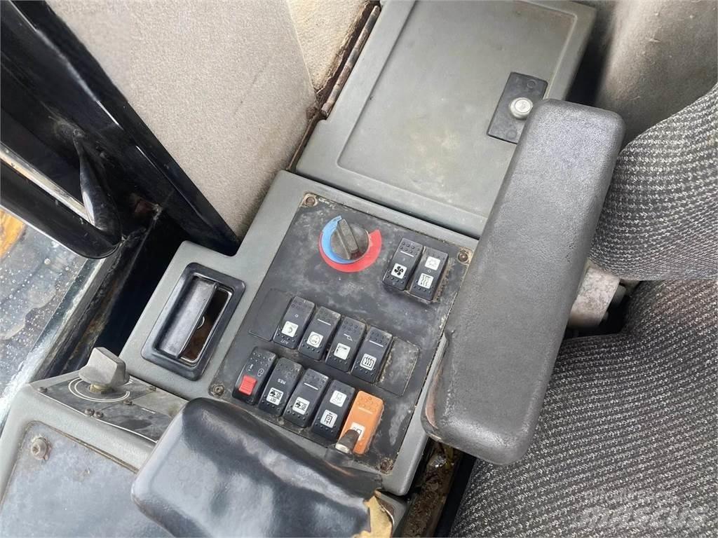 CAT 930G Rataslaadurid