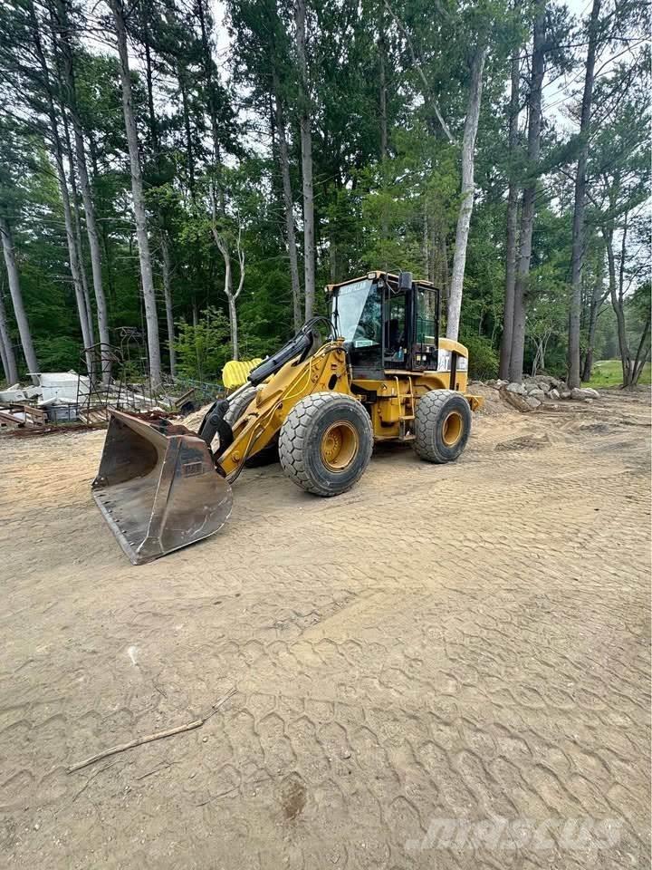 CAT 930G Rataslaadurid