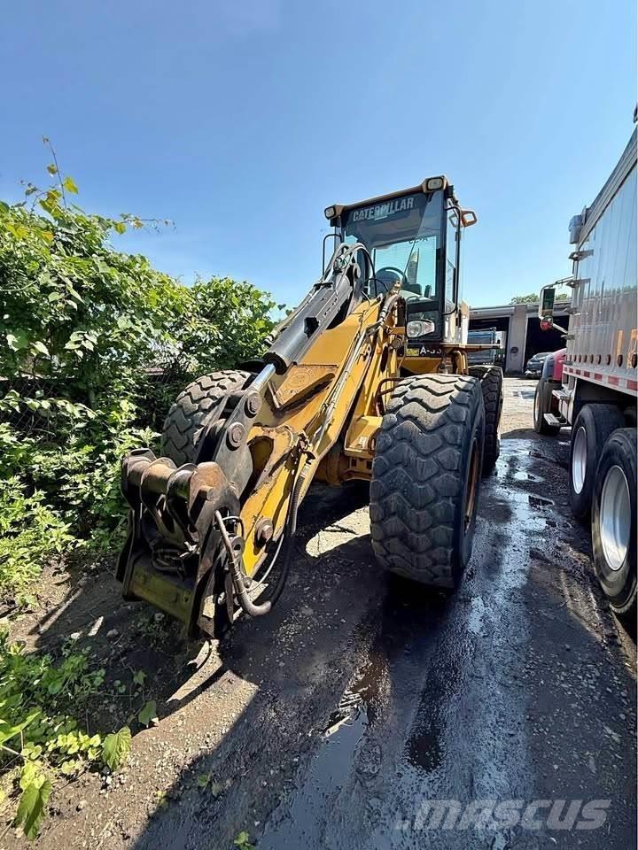 CAT 930G Rataslaadurid
