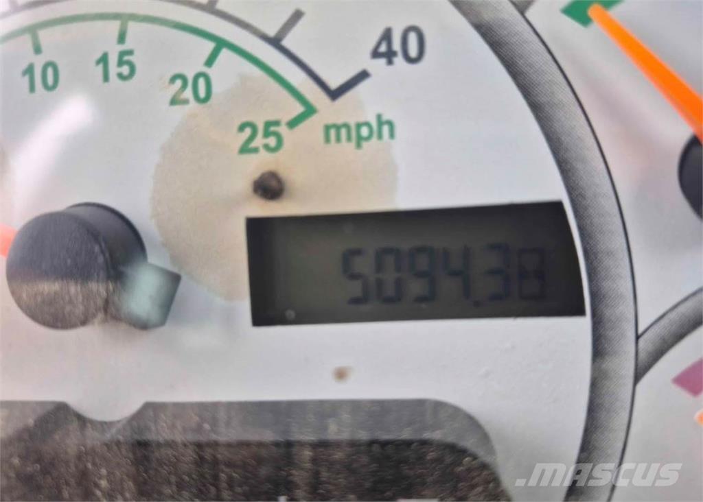 CAT 930G Rataslaadurid