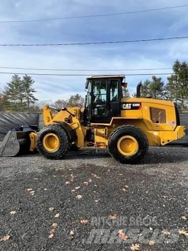 CAT 930M Rataslaadurid