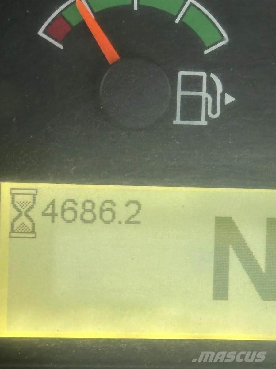 CAT 930M Rataslaadurid