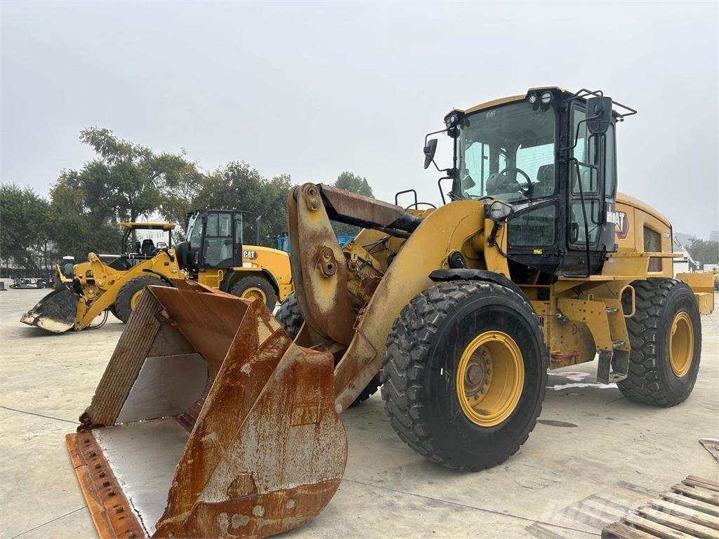 CAT 938M Rataslaadurid