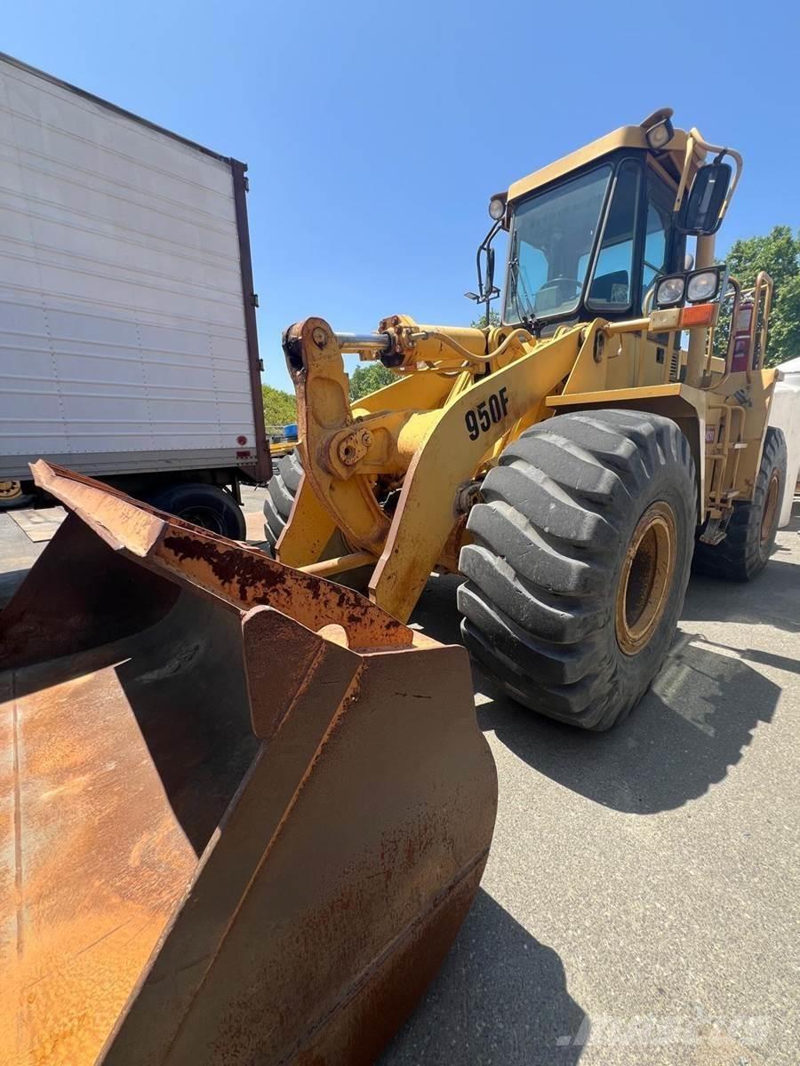 CAT 950F Rataslaadurid