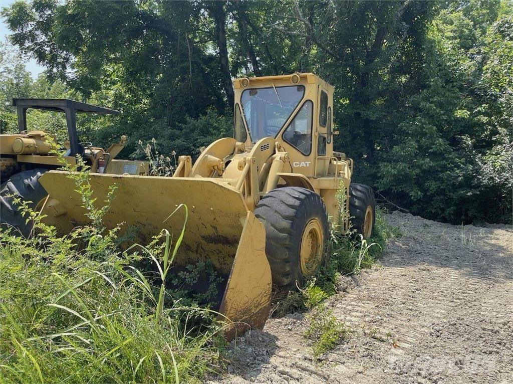 CAT 966 Rataslaadurid