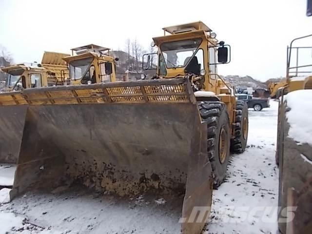 CAT 980B Rataslaadurid