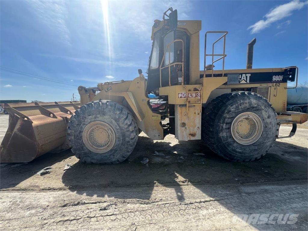 CAT 980F Rataslaadurid