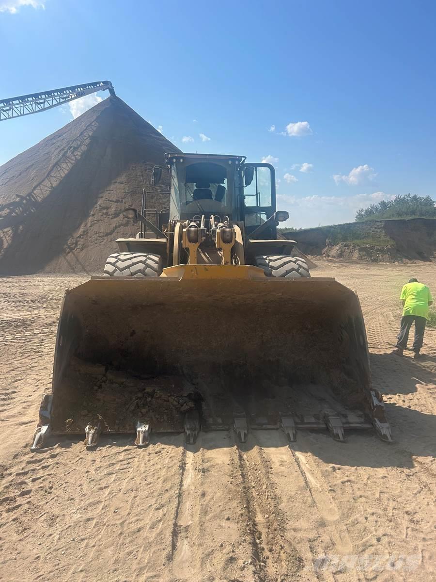 CAT 980XE Rataslaadurid