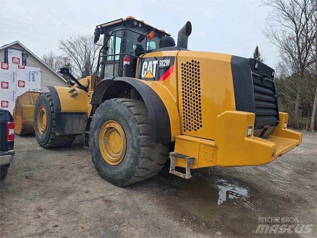 CAT 982M Rataslaadurid