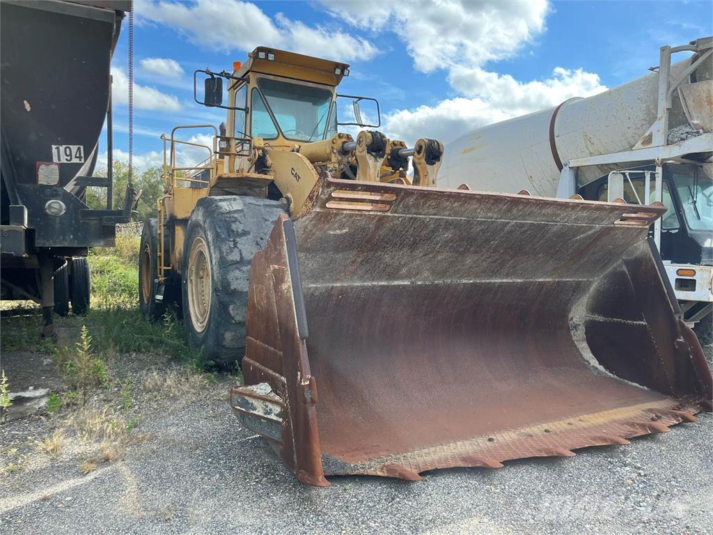 CAT 988B Rataslaadurid