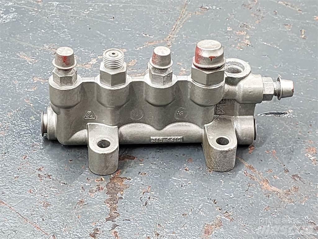CAT C15 Muud osad