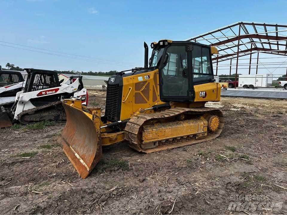 CAT D3 Buldooserid