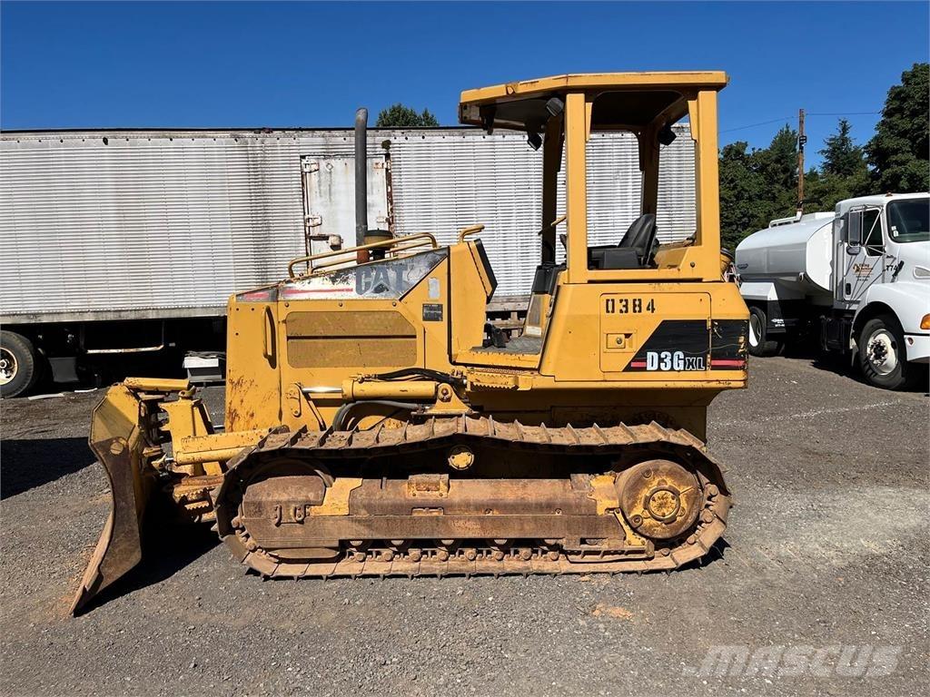 CAT D3G XL Buldooserid