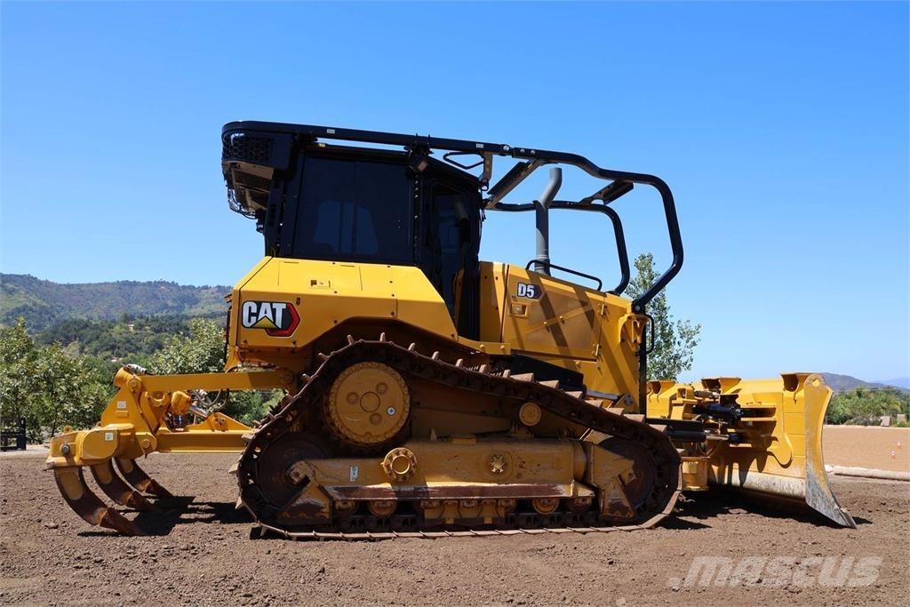 CAT D5 XL Buldooserid